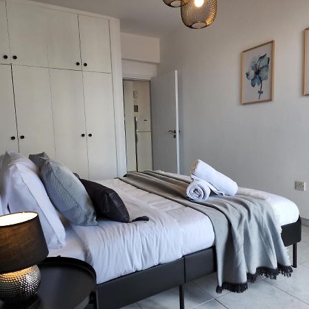 לרנקה Kay'S City & Seaview One Bedroom Apartment מראה חיצוני תמונה