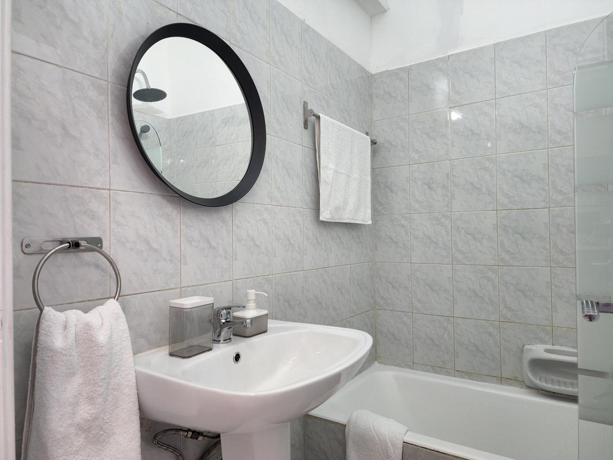 לרנקה Kay'S City & Seaview One Bedroom Apartment מראה חיצוני תמונה